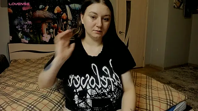 Snapshot of AlisaBacker chatting on November 29, 1:00 pm AlisaBacker online show from November 29, 1:00 pm