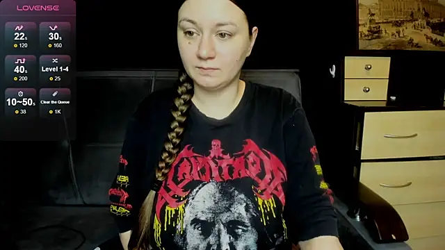 AlisaBacker online show from March 19, 8:20 pm