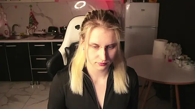 MertyXX online show from April 11, 9:18 pm