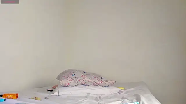 Gaby  bigass online show from March 25, 10:08 pm