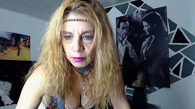 Snapshot of Kyza_Ryan chatting on September 12, 12:11 am Kyza Ryan online show from September 12, 12:11 am