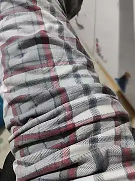 ertance40 online show from December 13, 8:04 pm