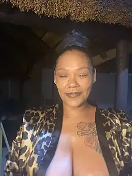 SEXYPRADAxx11 online show from April 1, 8:17 pm