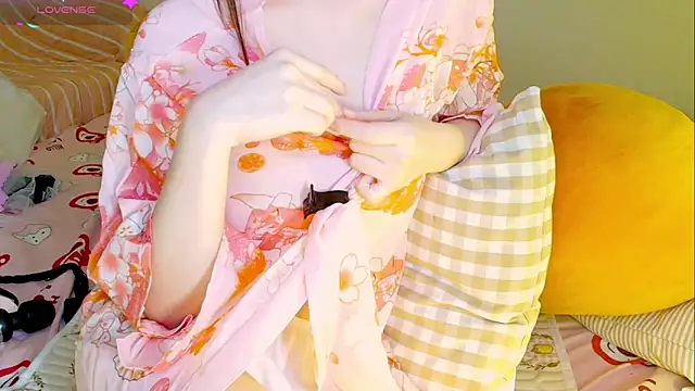 Snapshot of Embez-Damdang chatting on January 11, 5:51 pm Embez-Damdang online show from January 11, 5:51 pm