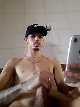 jaozinMg online show from November 3, 2:42 pm