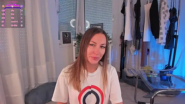 seilyfox online show from September 23, 7:37 am