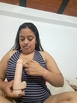 Snapshot of _MaripossaSexy_ chatting on January 9, 11:13 pm MaripossaSexy online show from January 9, 11:13 pm