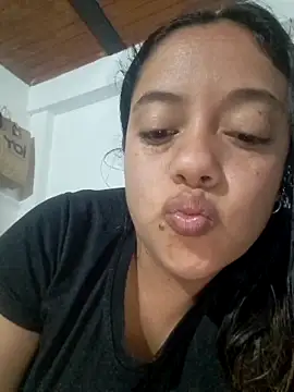 Snapshot of _MaripossaSexy_ chatting on October 2, 12:58 am MaripossaSexy online show from October 2, 12:58 am