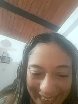 Snapshot of _MaripossaSexy_ chatting on February 3, 4:43 am MaripossaSexy online show from February 3, 4:43 am