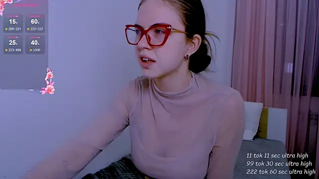 Sarah HS online show from May 13, 6:37 pm