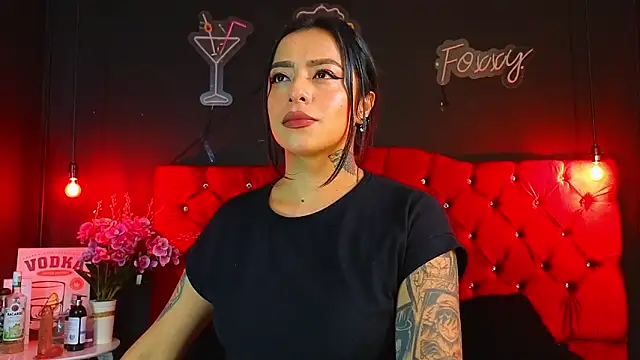 Snapshot of foxxy_nasty chatting on February 10, 5:09 pm foxxy nasty online show from February 10, 5:09 pm