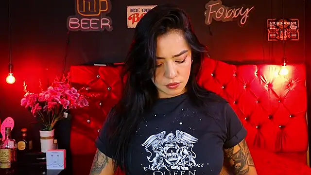 Snapshot of foxxy_nasty chatting on September 10, 3:44 pm foxxy nasty online show from September 10, 3:44 pm