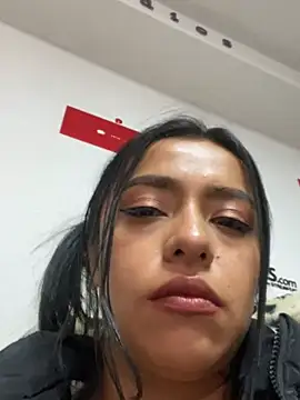 Snapshot of foxxy_nasty chatting on February 11, 8:10 pm foxxy nasty online show from February 11, 8:10 pm