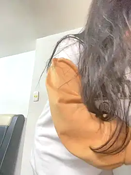 Snapshot of foxxy_nasty chatting on September 18, 5:05 pm foxxy nasty online show from September 18, 5:05 pm