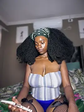 Candy-Heart online show from February 13, 7:41 am