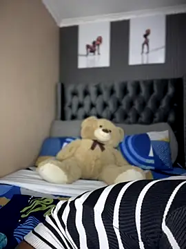 Snapshot of Candy-Heart chatting on October 5, 3:30 am Candy-Heart online show from October 5, 3:30 am