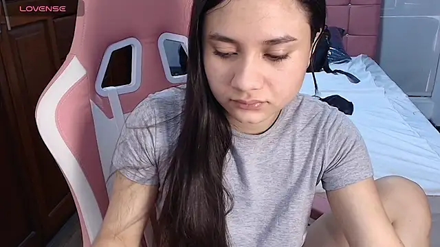 emmars  online show from December 21, 12:07 pm