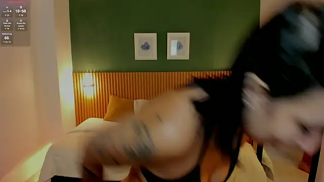 kristen kassi online show from April 30, 6:26 pm