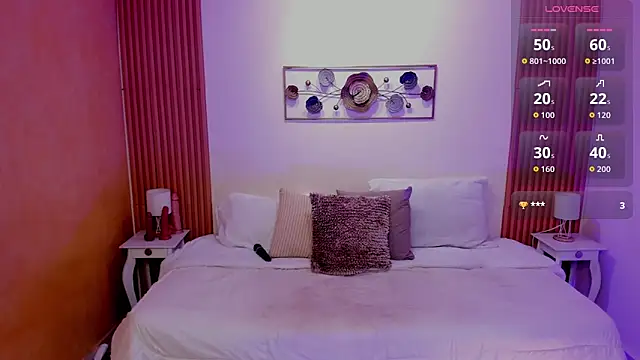 kristen kassi online show from March 31, 7:38 pm