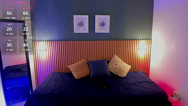 kristen kassi online show from April 8, 7:15 pm