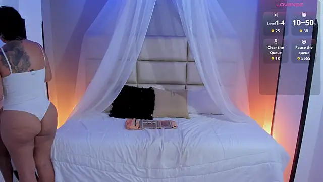 kristen kassi online show from November 20, 9:04 pm