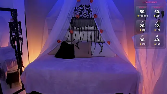 kristen kassi online show from October 16, 10:07 pm