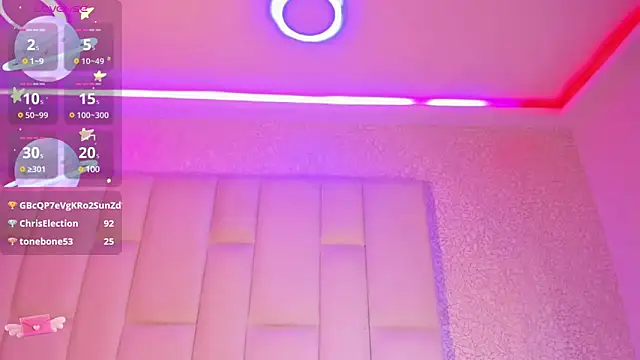 Snapshot of Summer_walkerr chatting on February 6, 3:41 pm Summer walkerr online show from February 6, 3:41 pm