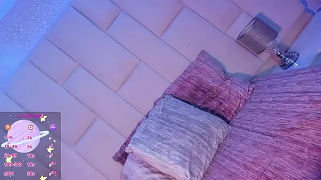 Summer walkerr online show from January 15, 6:50 am