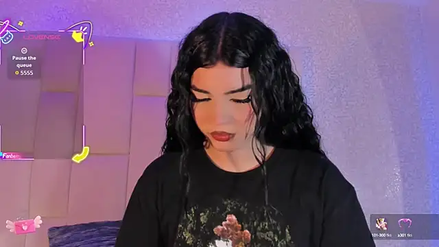 Snapshot of Summer_walkerr chatting on September 9, 12:47 pm Summer walkerr online show from September 9, 12:47 pm