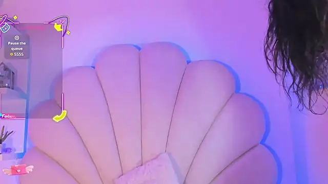 Summer walkerr online show from November 20, 1:12 pm