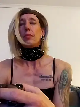 AlexiaXXL online show from January 17, 5:55 am