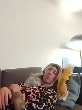 AlexiaXXL online show from December 21, 7:10 am