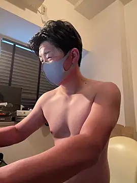 Snapshot of MTKIK chatting on February 22, 5:43 am MTKIK online show from February 22, 5:43 am