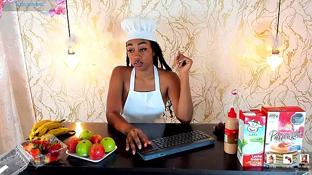 NATALIE PARKERR online show from January 17, 12:42 pm