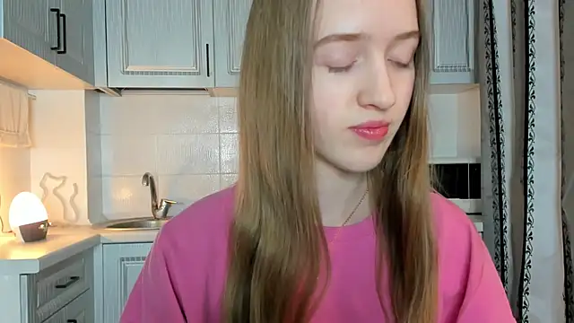 Snapshot of leslie_my_lovee chatting on October 25, 2:28 pm leslie my lovee online show from October 25, 2:28 pm