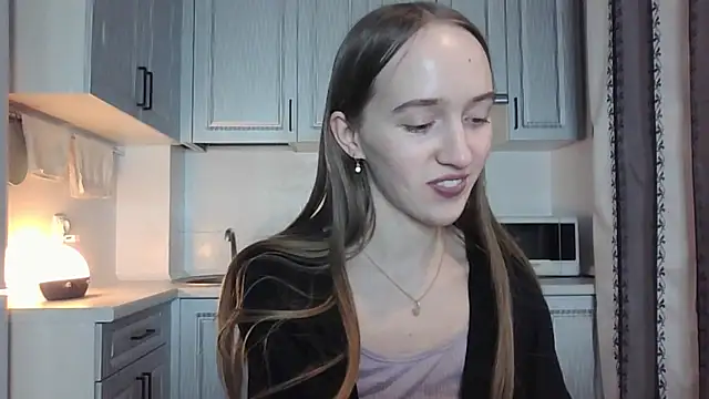 Snapshot of leslie_my_lovee chatting on March 15, 8:43 pm leslie my lovee online show from March 15, 8:43 pm