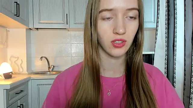 Snapshot of leslie_my_lovee chatting on November 12, 10:08 am leslie my lovee online show from November 12, 10:08 am