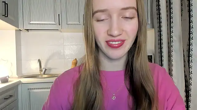 Snapshot of leslie_my_lovee chatting on December 15, 7:20 pm leslie my lovee online show from December 15, 7:20 pm