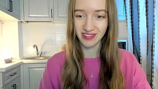 Snapshot of leslie_my_lovee chatting on December 20, 9:12 am leslie my lovee online show from December 20, 9:12 am