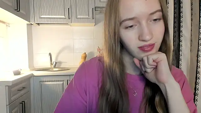 Snapshot of leslie_my_lovee chatting on December 19, 4:31 pm leslie my lovee online show from December 19, 4:31 pm