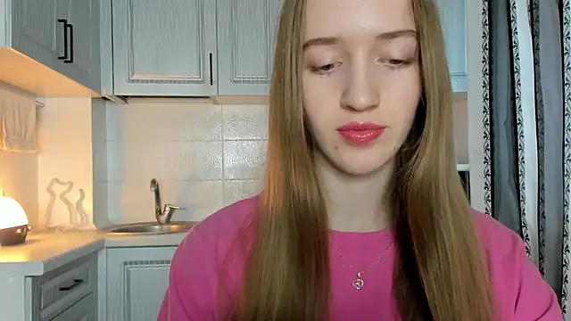 Snapshot of leslie_my_lovee chatting on November 7, 10:20 am leslie my lovee online show from November 7, 10:20 am