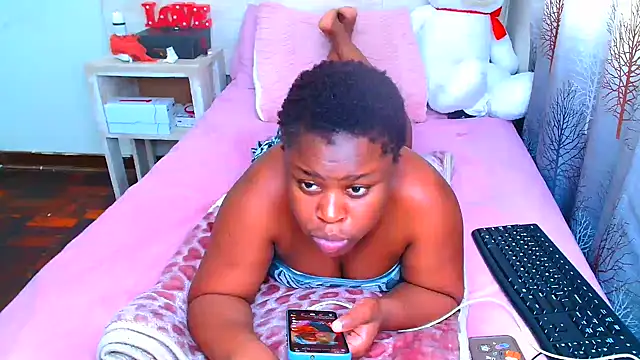 Snapshot of chocolete_candy chatting on September 24, 2:23 pm chocolete candy online show from September 24, 2:23 pm