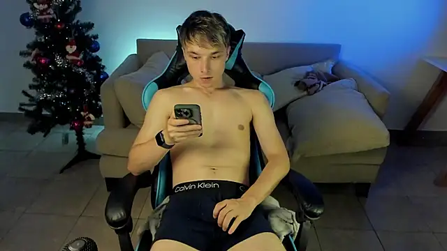 marcusmit online show from December 20, 12:19 am