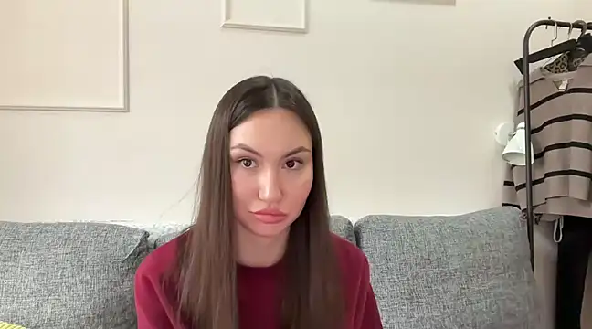 GIGI BENNET online show from March 5, 9:05 am