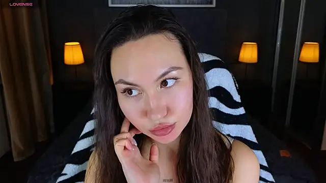 GIGI BENNET online show from January 29, 9:01 am