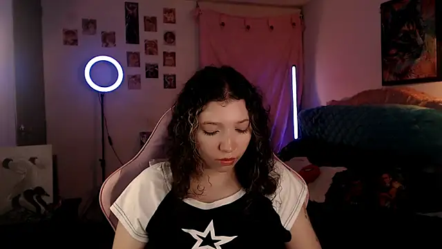 AllyDonfort online show from April 3, 1:23 am