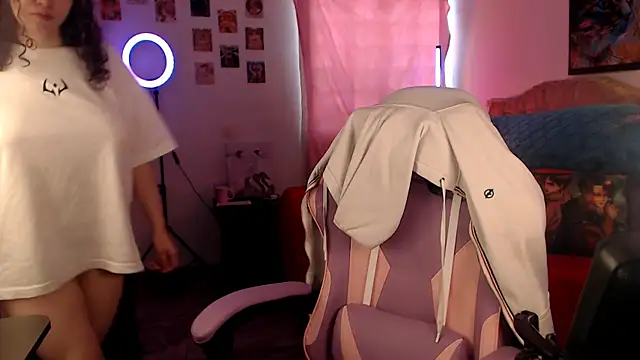 AllyDonfort online show from February 10, 9:03 pm