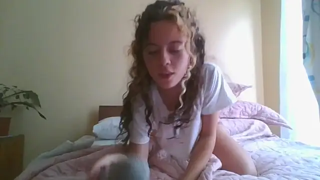 frikigyal online show from February 11, 12:47 pm