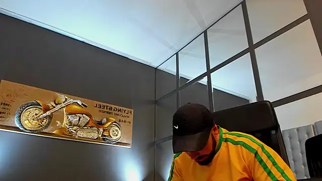 AronGrant online show from November 15, 9:46 am