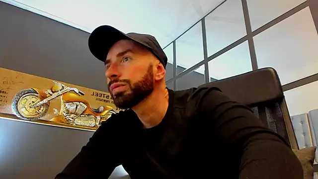 AronGrant online show from December 20, 10:07 am